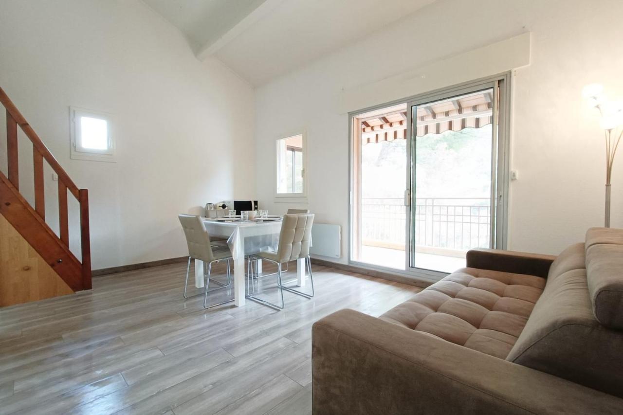 Spacious Sea View Apart At 50M From The Beach Bandol Esterno foto